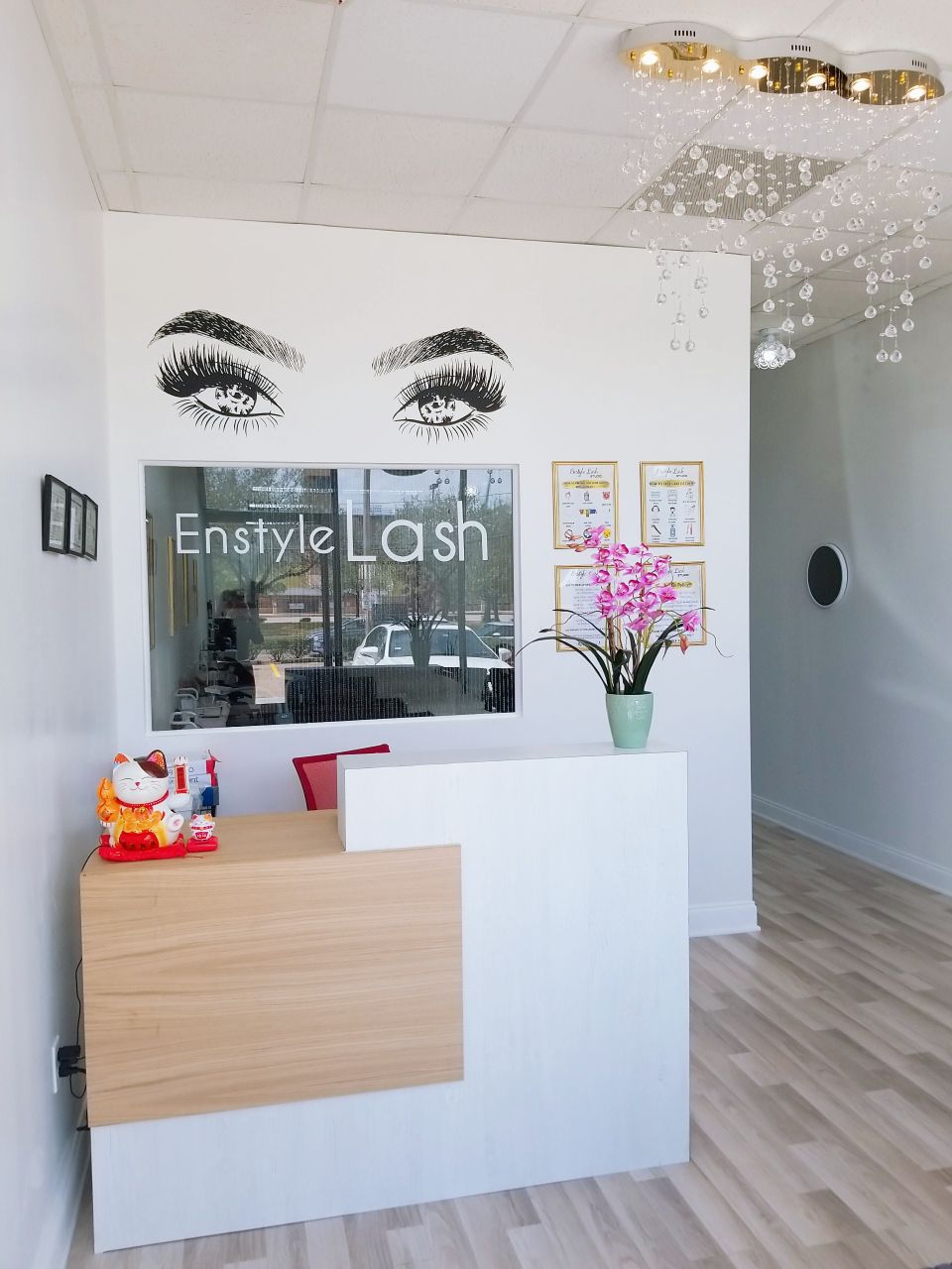 You are currently viewing Elevate Your Beauty Experience with Enstyle Lash in Houston
